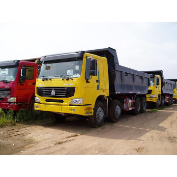 Camion à benne basculante HOWO 8x4 (ZZ3317N3061W)